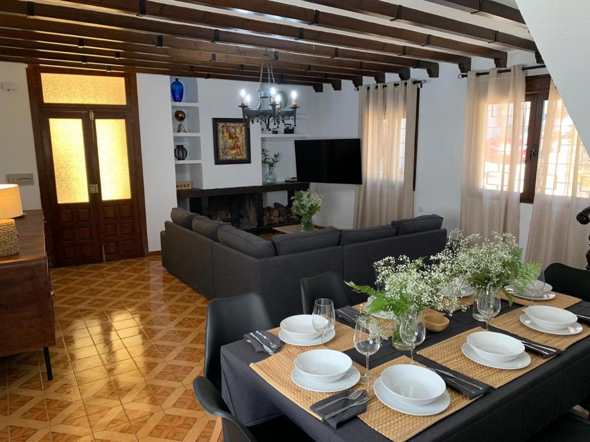 Casa Del Secretario Cortes de la Frontera